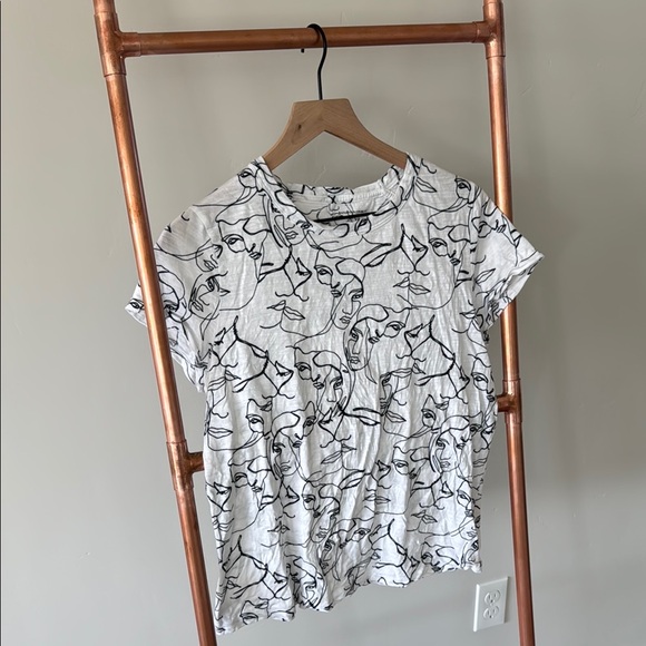 Banana Republic Tops - Banana Republic Black and White Graphic Polo T-Shirt
